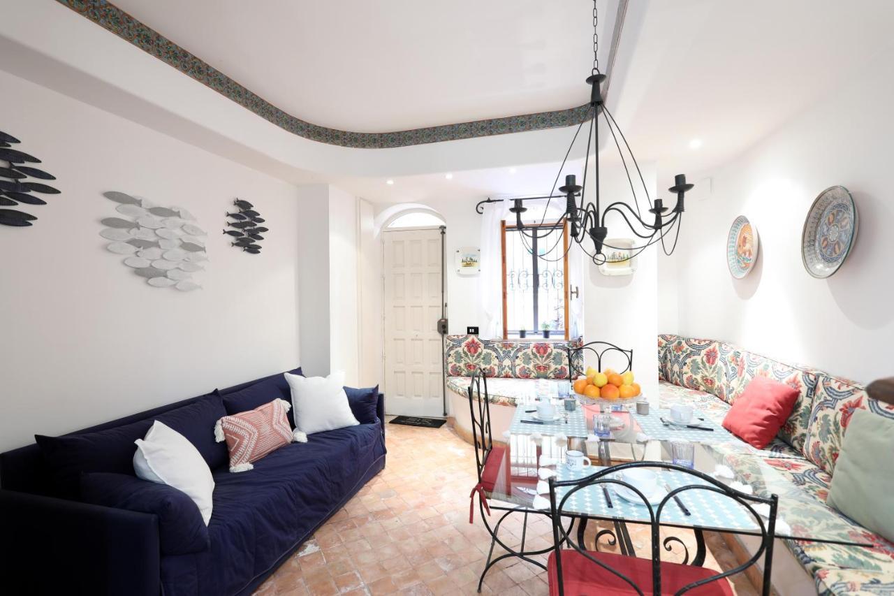 Porta Catania & Duomo Cozy Apartment Taormina Buitenkant foto